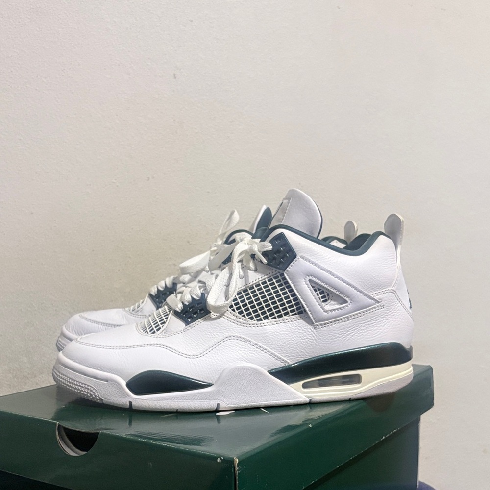Jordan White and Black Men's Shoes